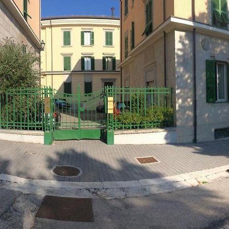 مبيت وإفطار LʼAquila A Casa Di Noemi المظهر الخارجي الصورة