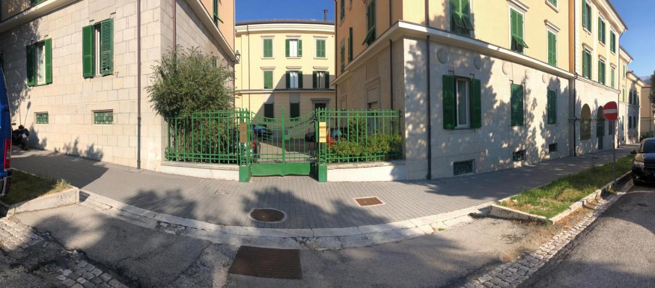 مبيت وإفطار LʼAquila A Casa Di Noemi المظهر الخارجي الصورة